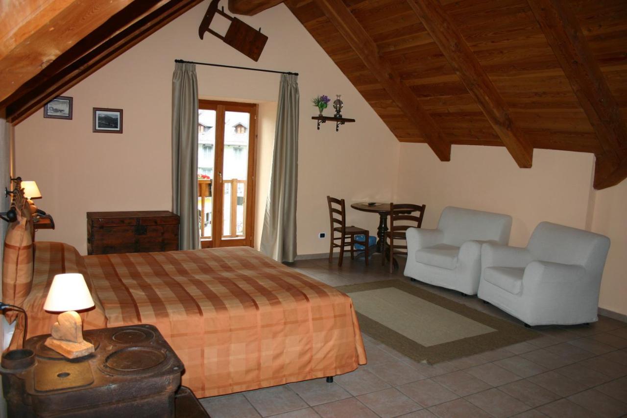 Hotel La Ginestra Cesana Torinese Dış mekan fotoğraf